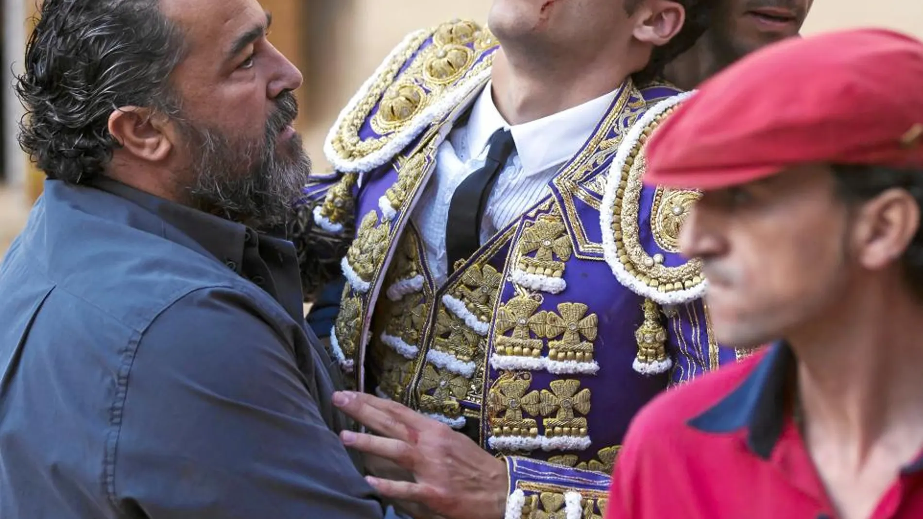 Posada de Maravillas, en «shock» tras ser cogido por el cuarto, al que cortó oreja