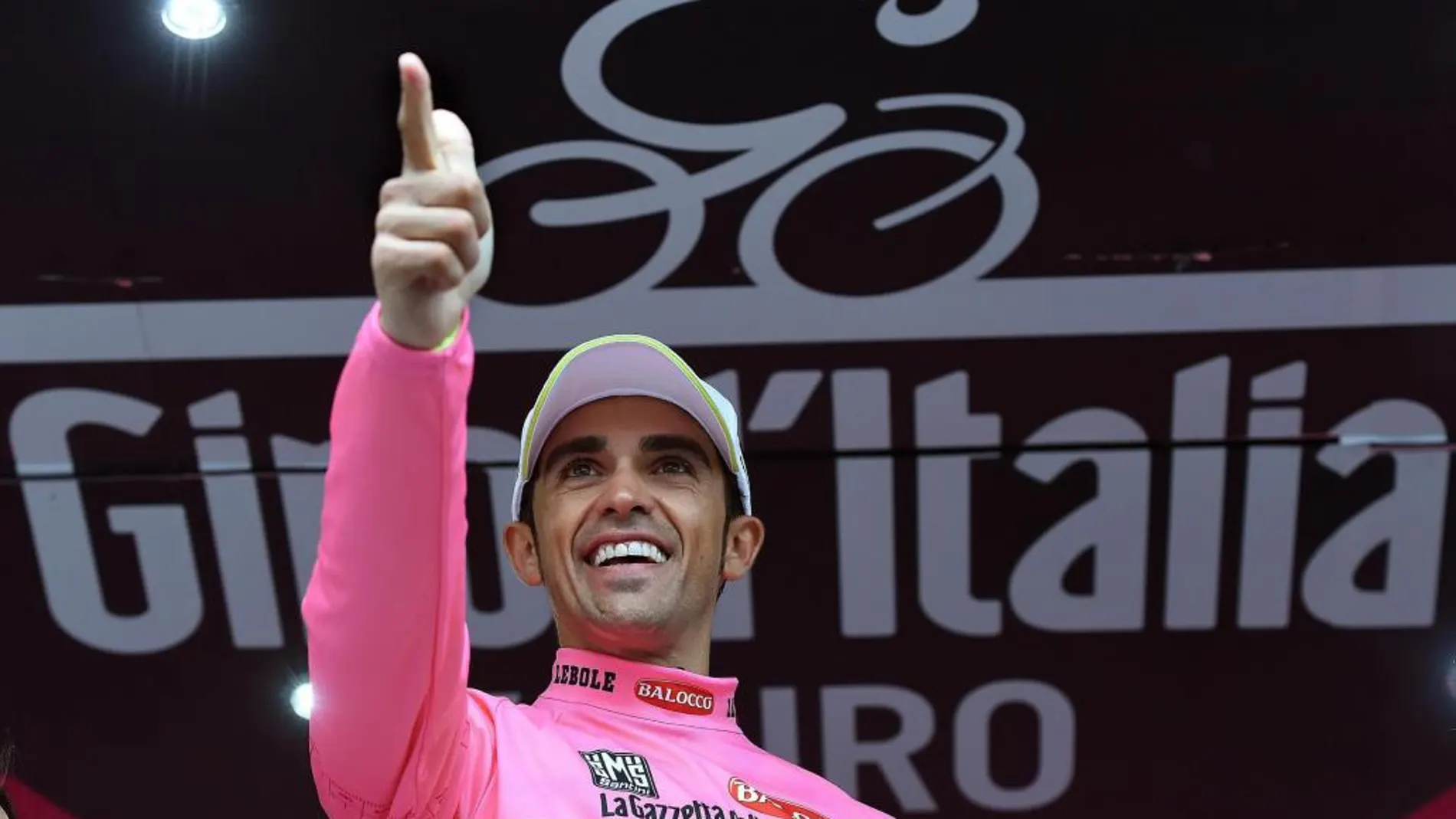 Alberto Contador demostró hoy estar fresco pese a la gran crono de ayer