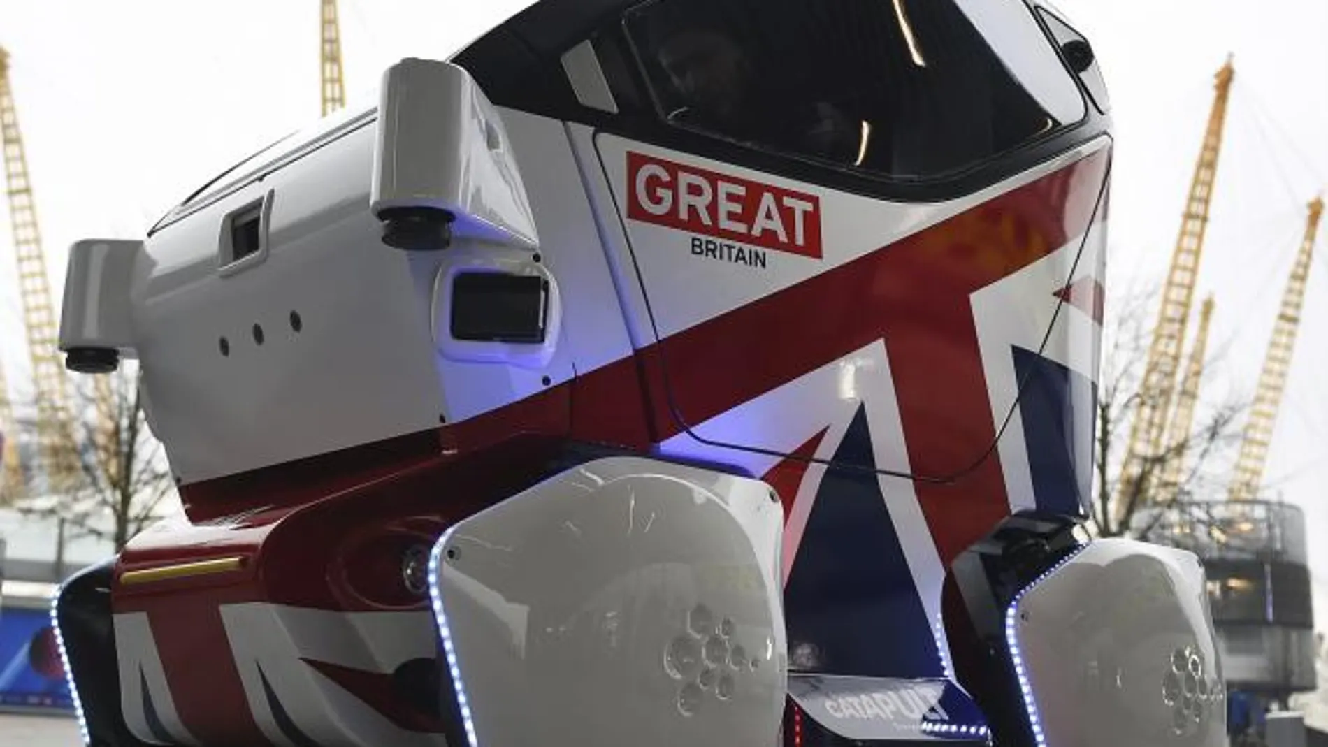 Vista del vehículo autónomo Lutz Pathfinder durante su presentación en Londres, Reino Unido