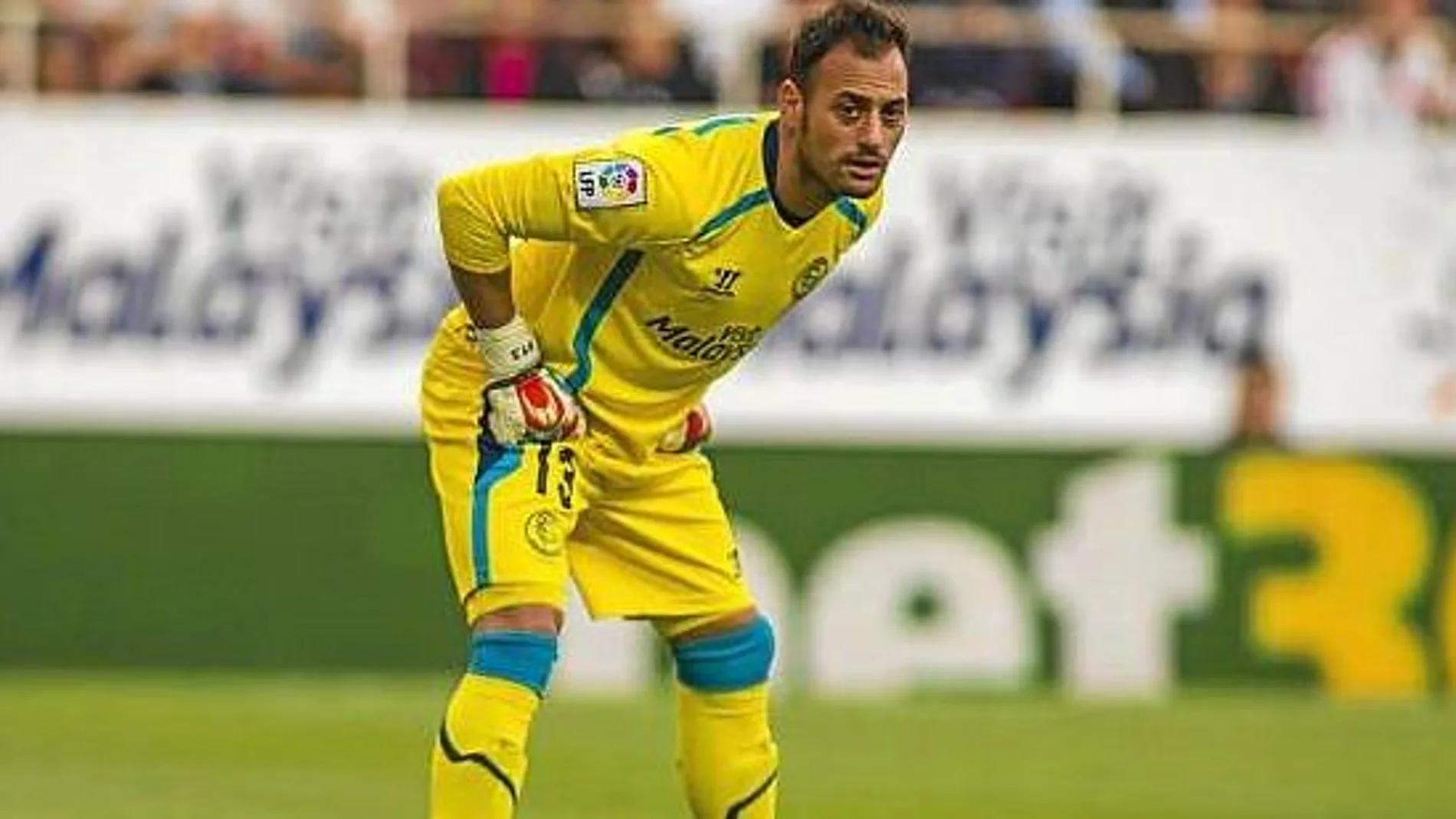 Beto renueva dos temporadas con el Sevilla