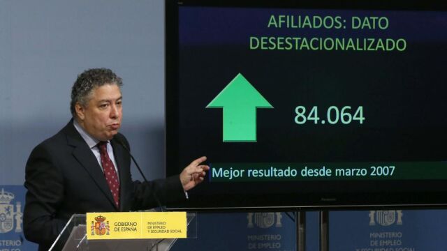 El secretario de Estado de la Seguridad Social, Tomás Burgos, durante la rueda de prensa para comentar los datos de paro y afiliación.