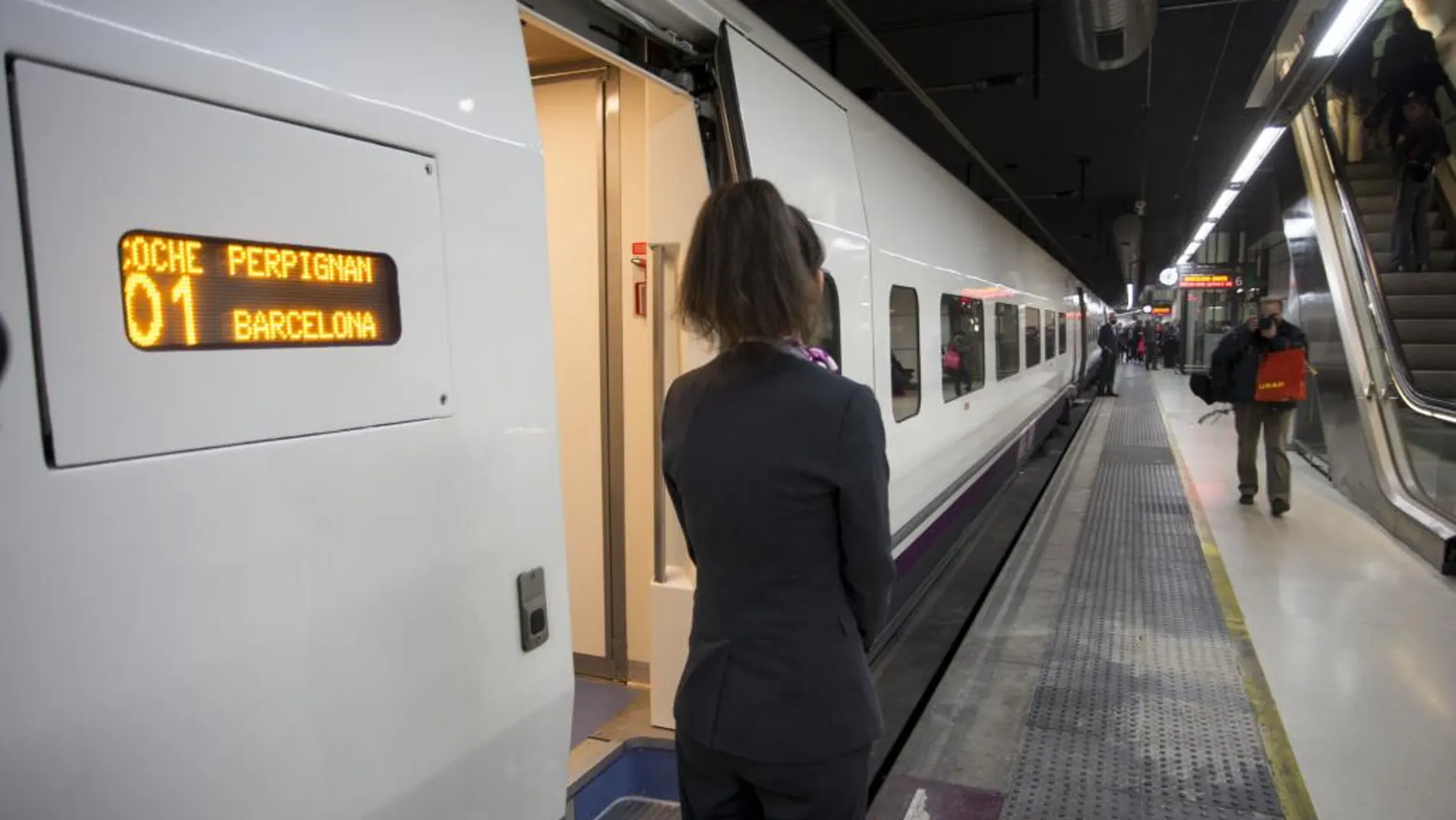 El acuerdo alcanzado con Renfe supone el ingreso “inmediato” de 75 trabajadores