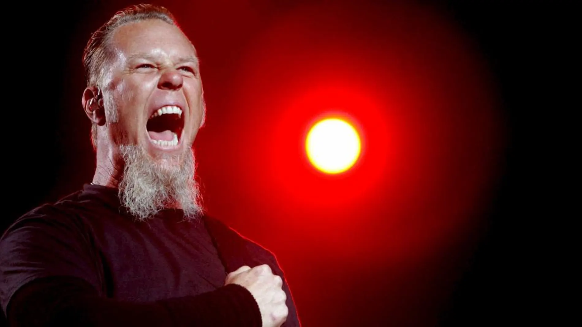 El guitarrista del grupo de música estadounidense Metallica, James Hetfield, cuya canción "Enter Sandman" fue utilizada por la C.I.A. para torturar prisioneros