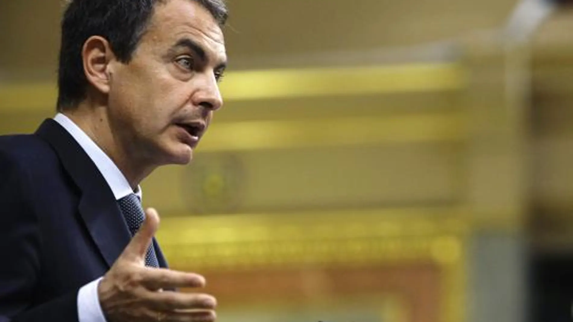 Zapatero a Rajoy: «Han pasado del España se rompe al España se hunde»