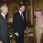  Los líderes internacionales presentan sus condolencias al rey saudí Salmán