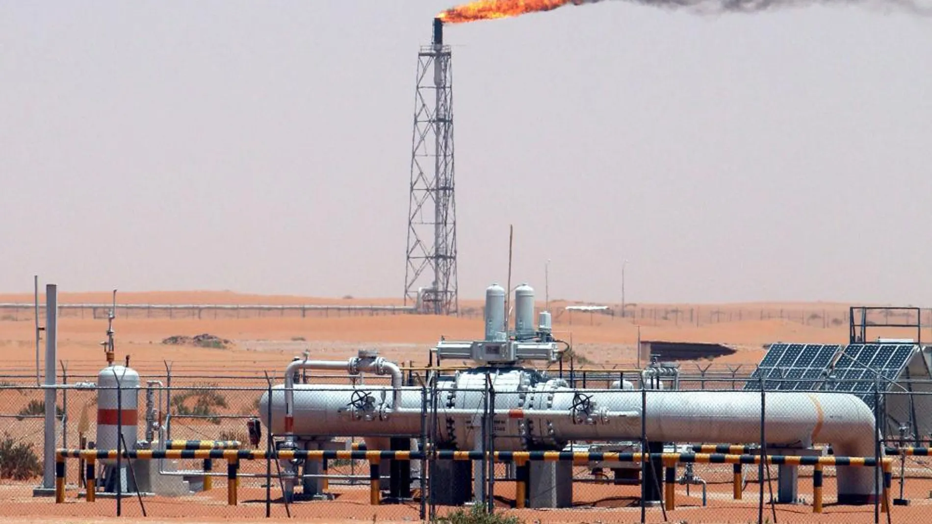 El precio del crudo de la OPEP sigue por debajo de los 74 dólares