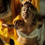 Macarena agredida por las otras presas