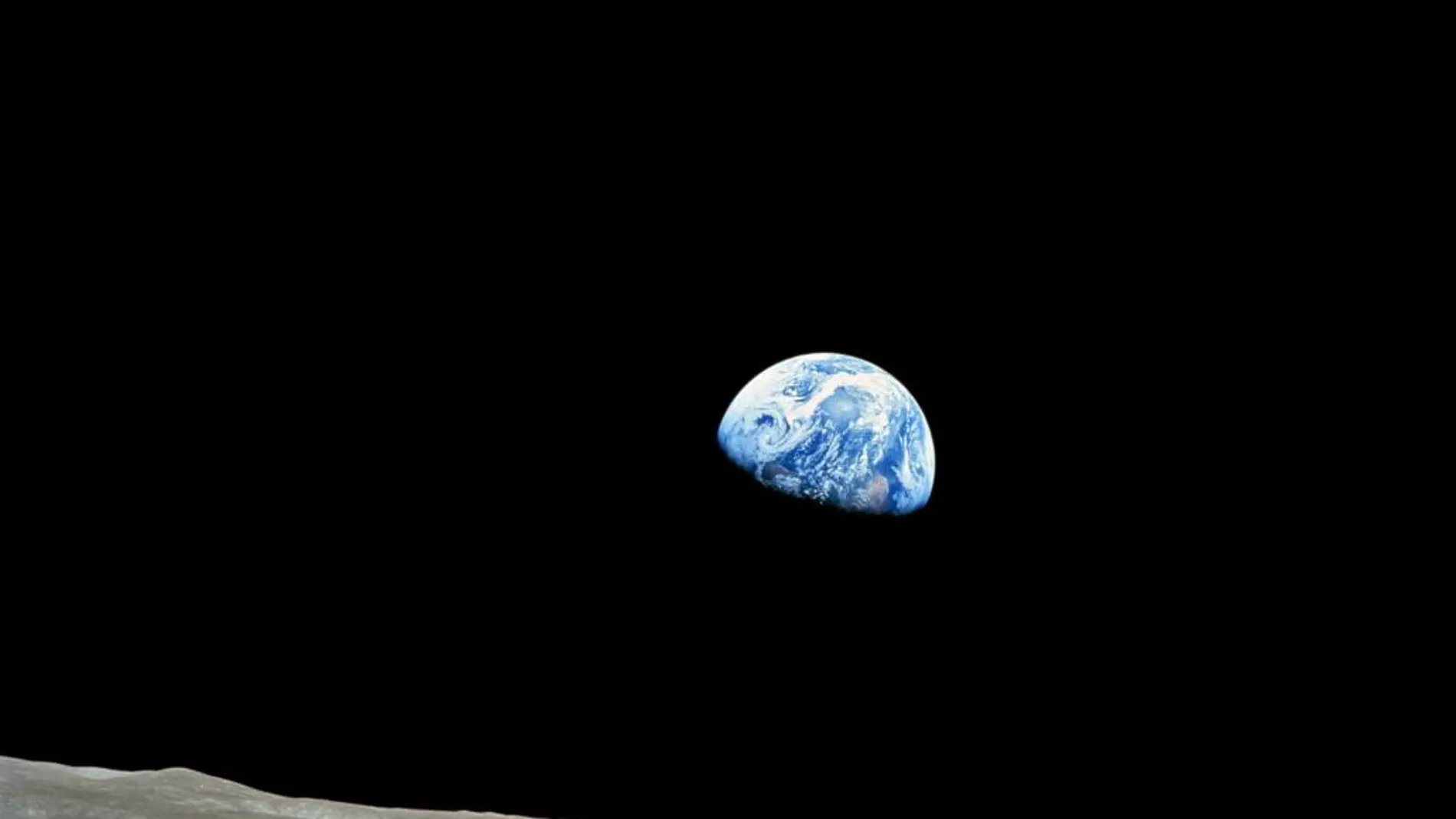 La Tierra, fotografiada por la NASA desde la Luna en 1968