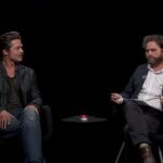 Brad Pitt escupe un chicle a la cara de Zach Galafianakis en plena entrevista