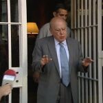 El expresidente catalán Jordi Pujol, rodeado de prensa a su salida de su domicilio de Barcelona, el pasado 10 de septiembre