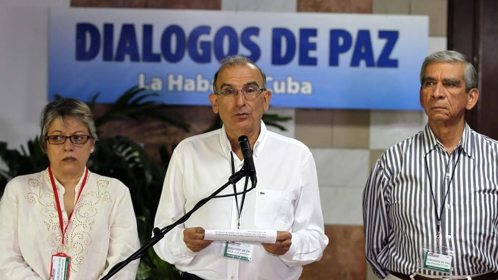 El exvicepresidente de Colombia, Humberto De La Calle, al comienzo del nuevo ciclo de conversaciones de paz con las FARC)