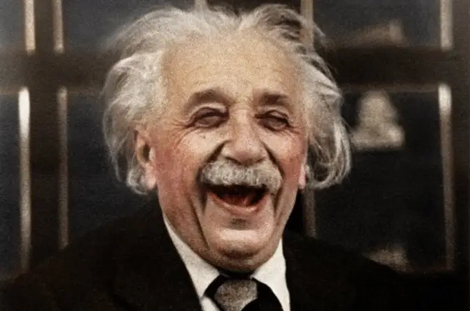 El acertijo viral de Albert Einstein: sólo el 2% de la gente sabe resolverlo