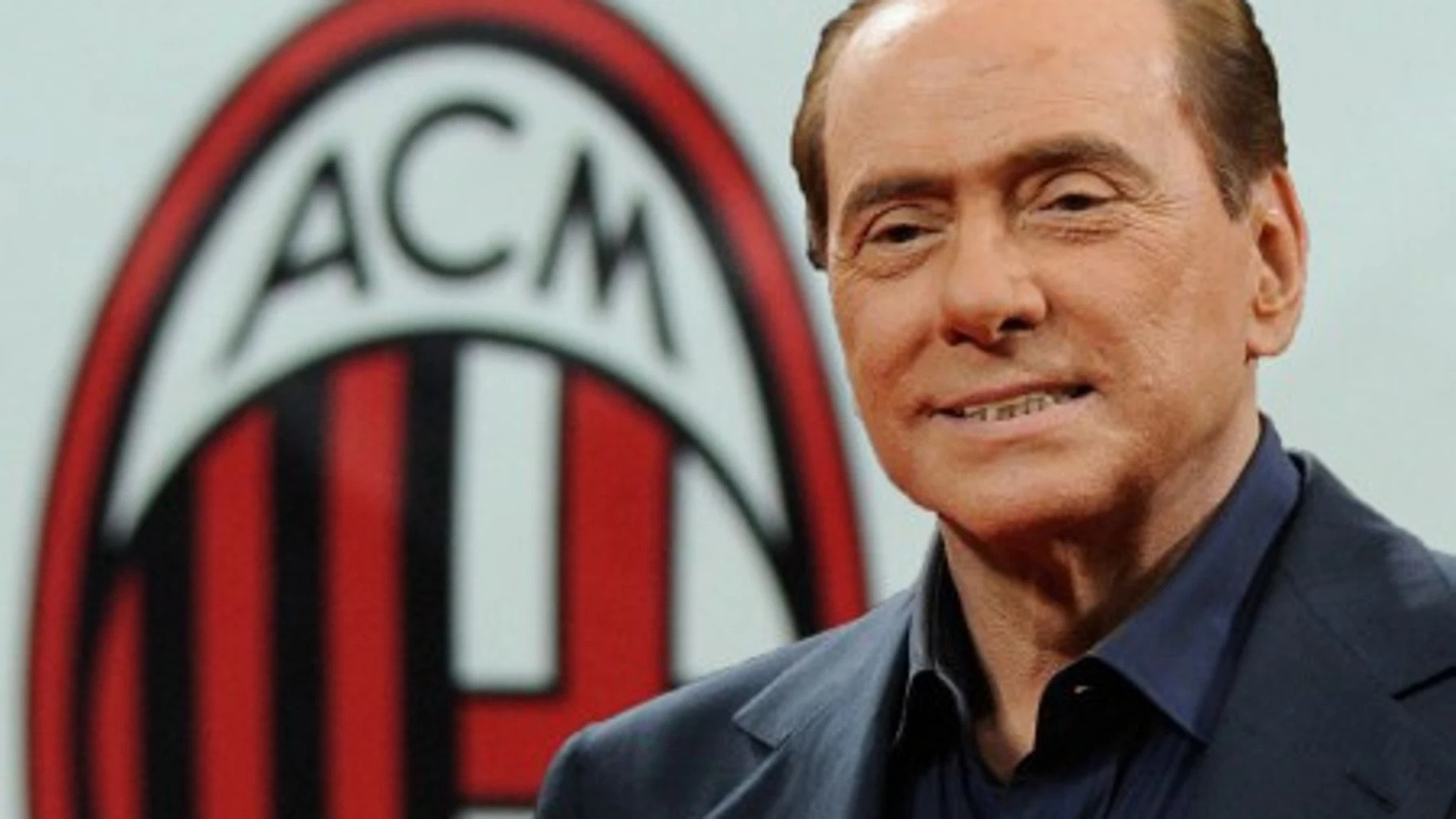 Berlusconi, a punto de vender el Milan a inversores chinos y árabes