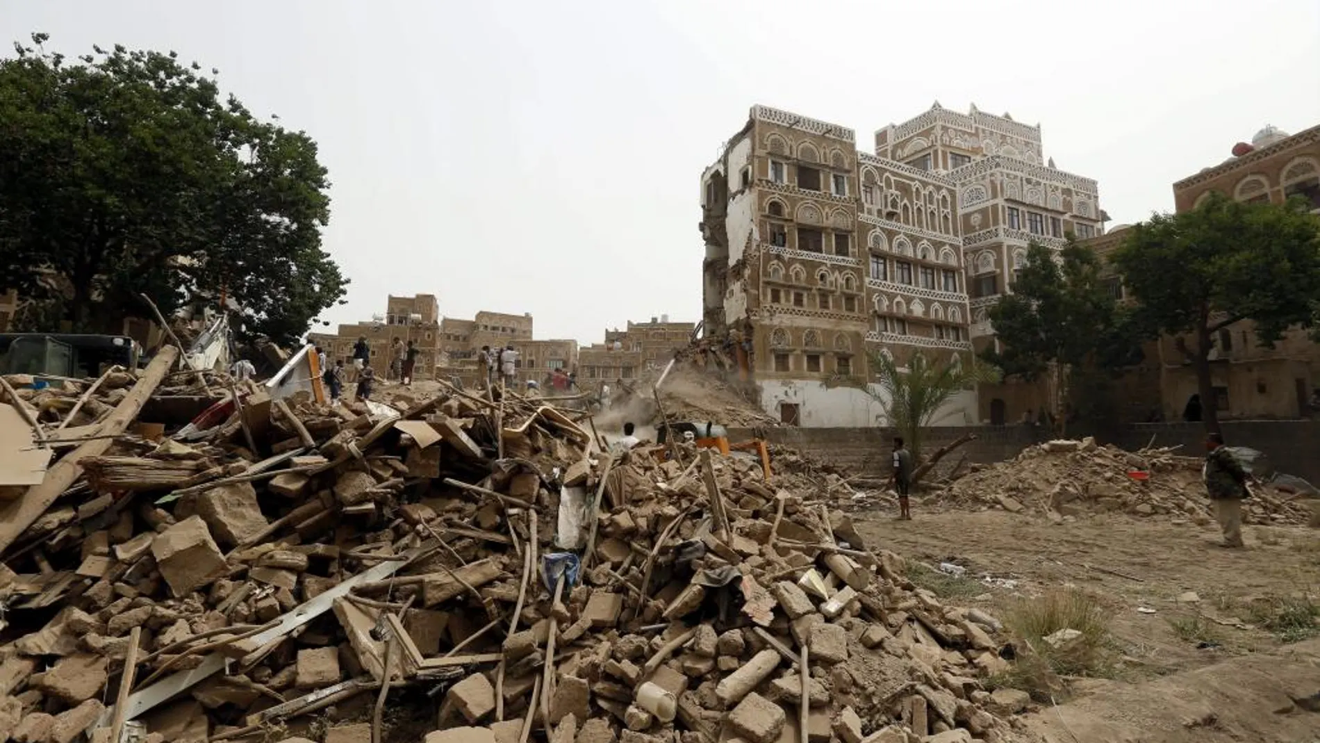 Edificios destrozados en el casco histórico de Saná, en Yemen.