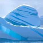 Un iceberg visto cerca de la barrera de hielo Amery (Antártida)