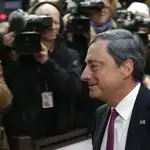  Draghi reclama más esfuerzos para evitar una «recaída en la recesión de la eurozona»