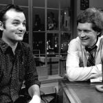 David Letterman y su invitado Bill Murray en "Late Night with David Letterman"en febrero de 1982