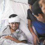 Un niño palestino en el Hospital europeo de Khan Younis