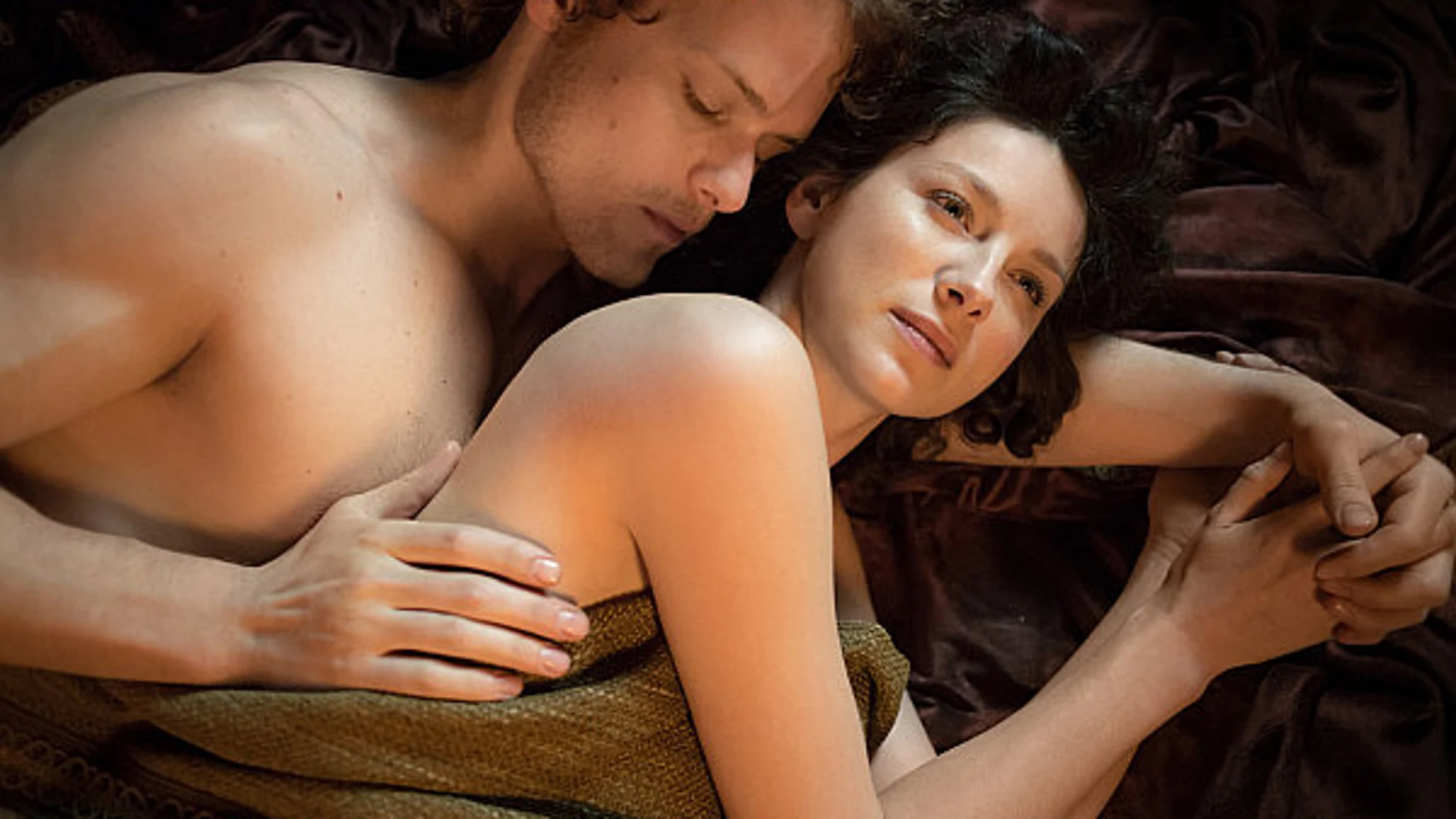 Jamie y Claire viven un romance en el siglo XVIII