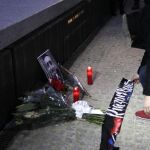 Los ultras han depositado flores en la zona de Madrid Río donde falleció Jimmy