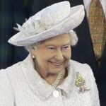 ¿Qué lleva en el bolso la Reina de Inglaterra?