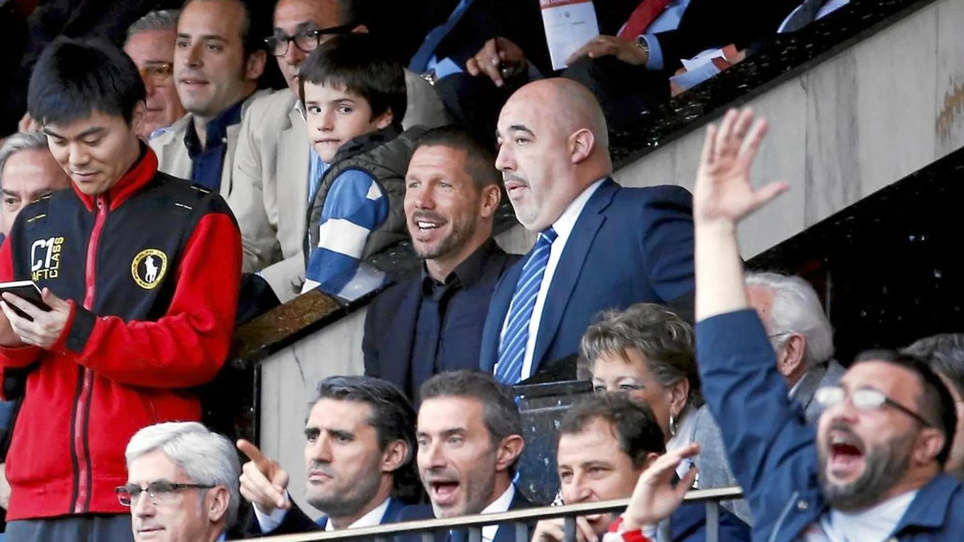 Simeone, sancionado, vio el partido del sábado en el palco del Vicente Calderón