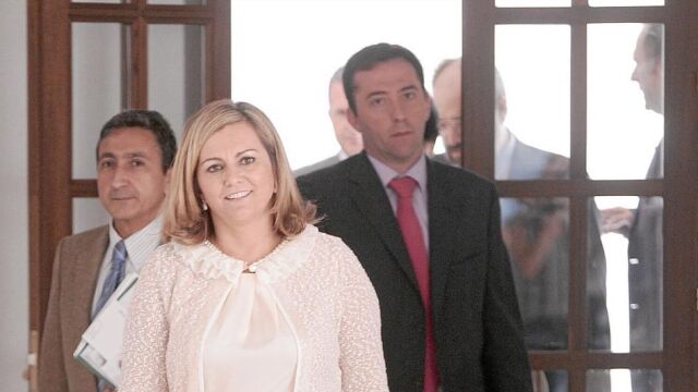 La consejera de Fomento y Vivienda es María Jesús Serrano tras salir IU