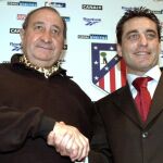 Jesús Gil y Paulo Futre, en una imagen del año 2001, cuando éste, ya retirado, estaba al frente de la dirección técnica del club.