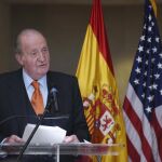 El Rey Juan Carlos ayer durante el acto de entrega del premio «Bernardo de Gálvez»