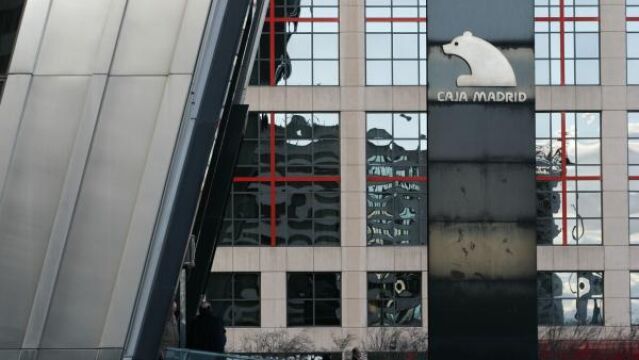 Gallardón lleva a los tribunales la lucha por el poder en Caja Madrid