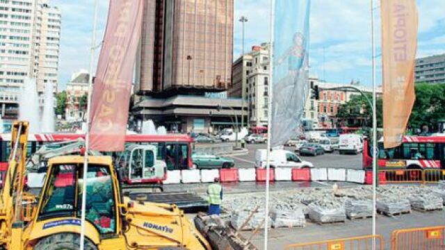 Las excavadoras toman Colón