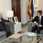 Fainé conversa con Zapatero, ayer en La Moncloa