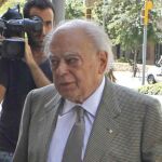 El expresidente de la Generalitat, Jordi Pujol a su domicilio
