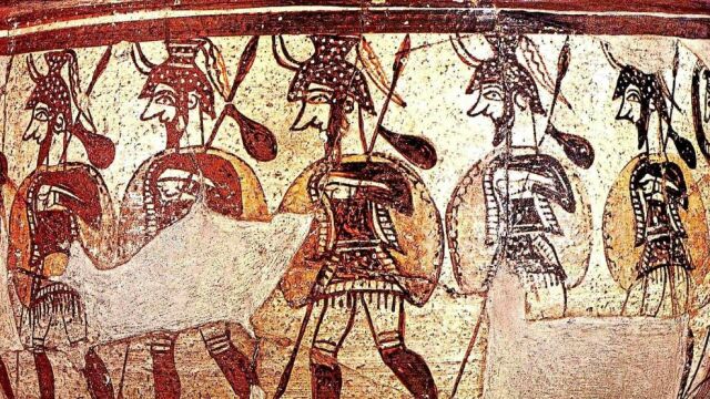 Entre soldados. Crátera de los guerreros, hallada en Micenas