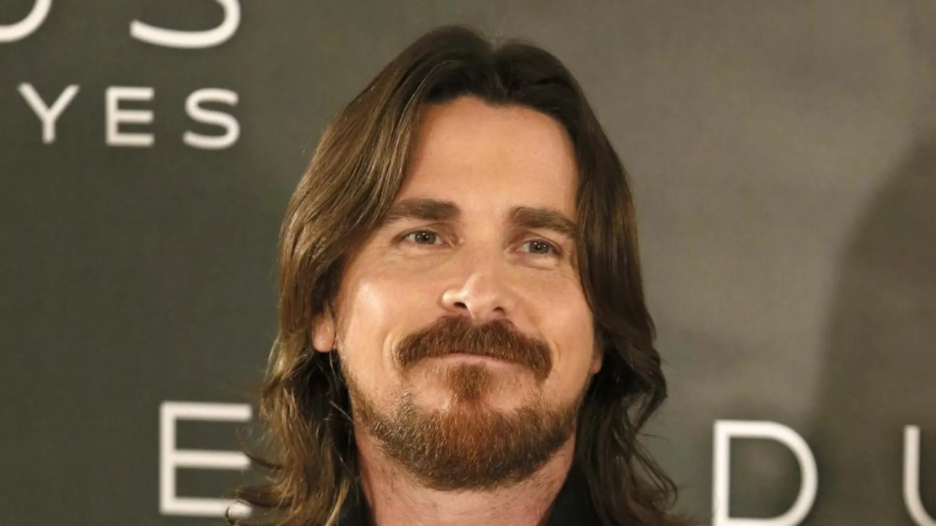 El actor galés Christian Bale posa durante el photocal