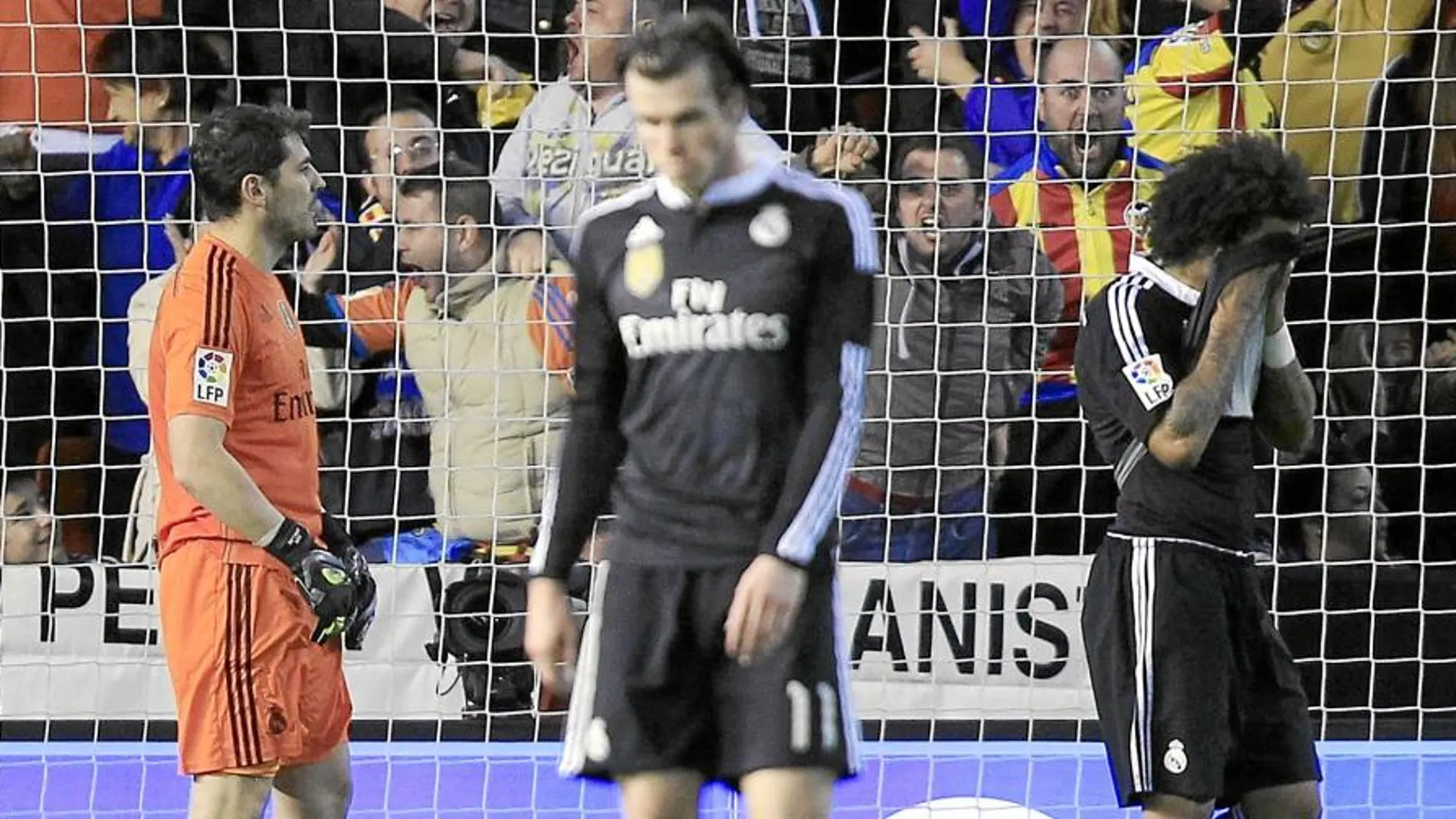 El Madrid cayó en Mestalla tras 22 victorias seguidas, pero no se escondió en un partido muy complicado