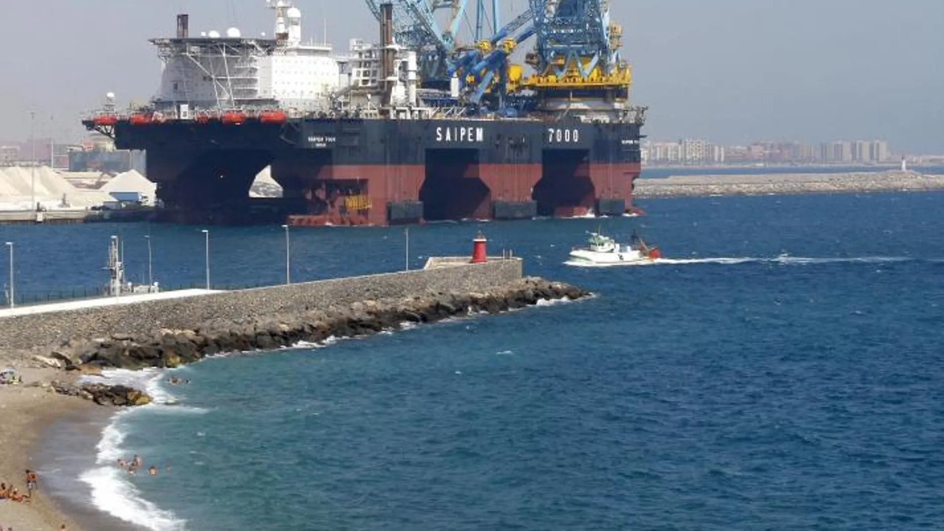 Una imagen del puerto de Almería
