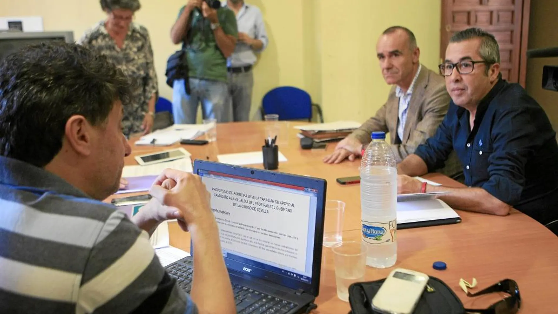 La tercera reunión con Participa Sevilla permitió a los socialistas llegar a un principio de acuerdo para apoyar a Espadas el 13M