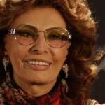 Sophia Loren atuiende a los medios en Ciudad de México