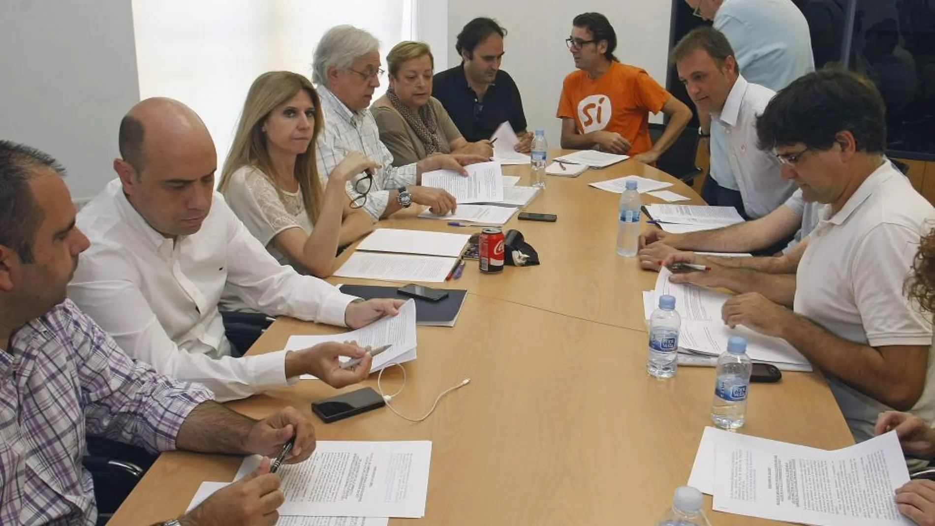 Reunión de las tres fuerzas políticas de izquierdas de cara a la composición del ayuntamiento de Alicante
