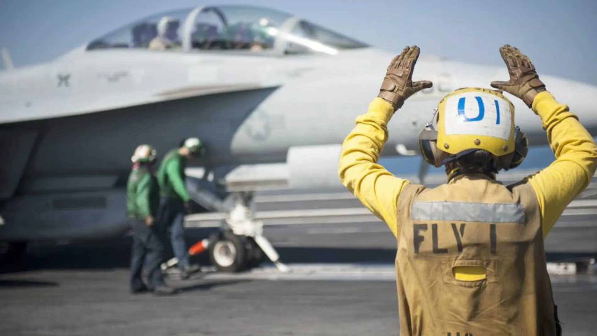 Aviones de EEUU lanzan armamento y ayuda médica a las fuerzas kurdas en Kobani