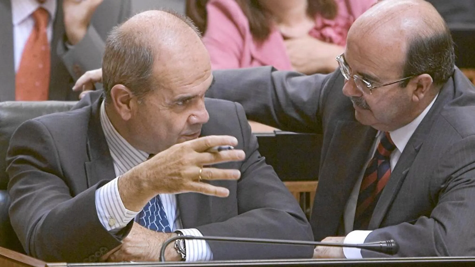 Manuel Chaves y Gaspar Zarrías son dos de los aforados señalados por la jueza Alaya en su escrito