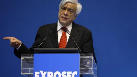 Tsipras propone a un anti Merkel como presidente