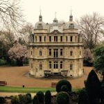 El exuberante palacete en las afueras de París, que la estrella editorial, Alejandro Dumas hizo construir