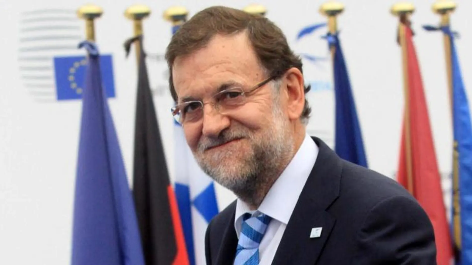 Mariano Rajoy, a su llegada a la Cumbre extraordinaria de Empleo que se celebra en Milán (Italia).