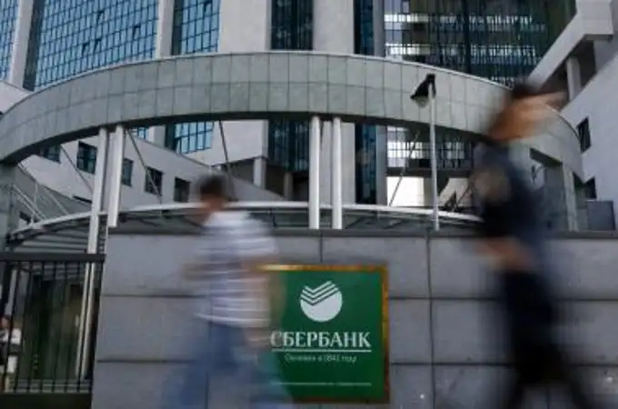 El mayor banco ruso sortea las sanciones internacionales y quintuplica su beneficio récord