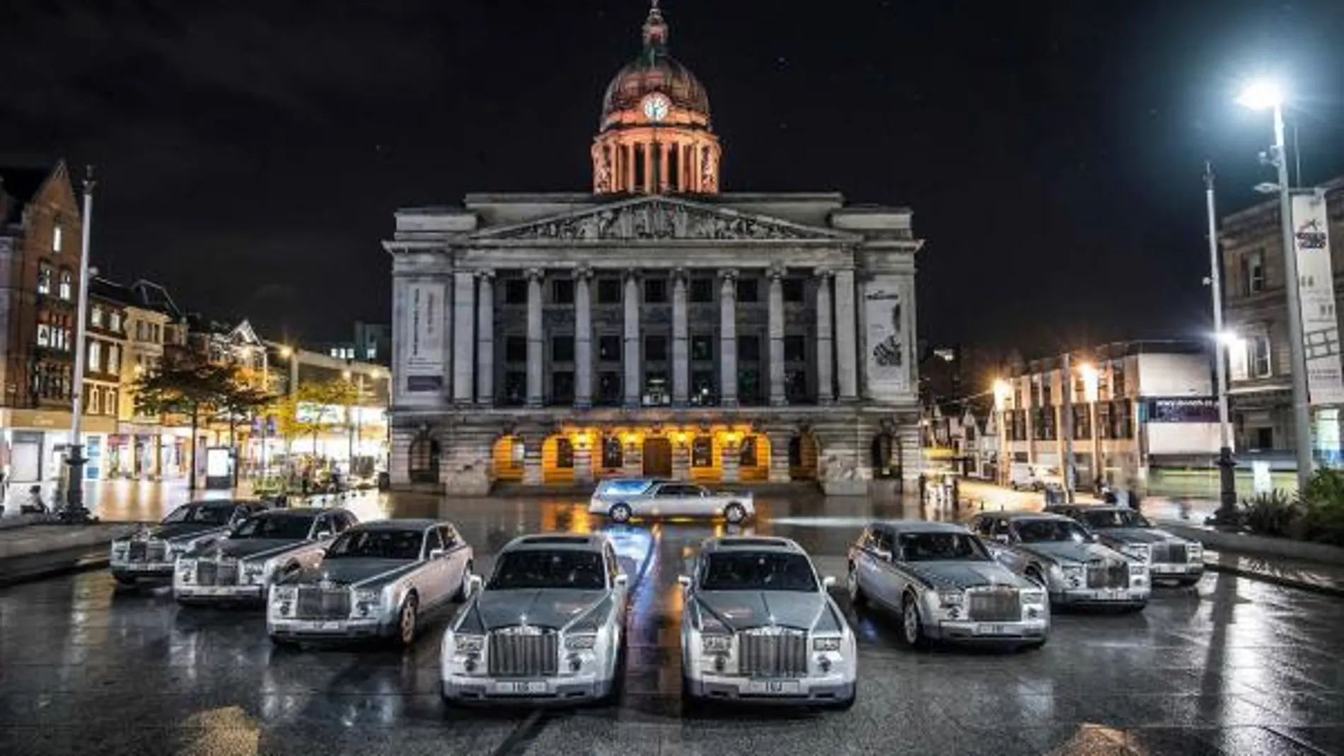La empresa AW Lymn cuenta ya con 39 vehículos de la marca Rolls Royce y Bentley adaptados como coches fúnebres.