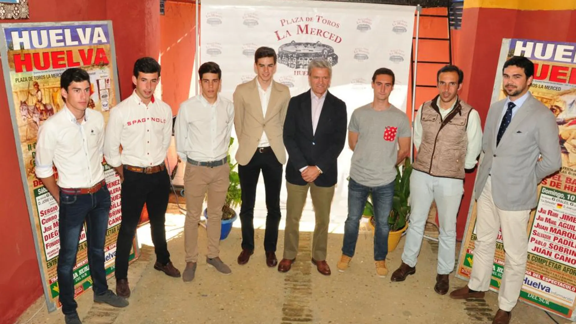 Los participantes en la presentación del II ciclo de clases prácticas de Huelva