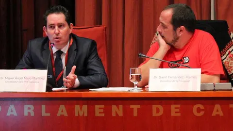 A la derecha, David Fernández, de la CUP, que preside la comisión.