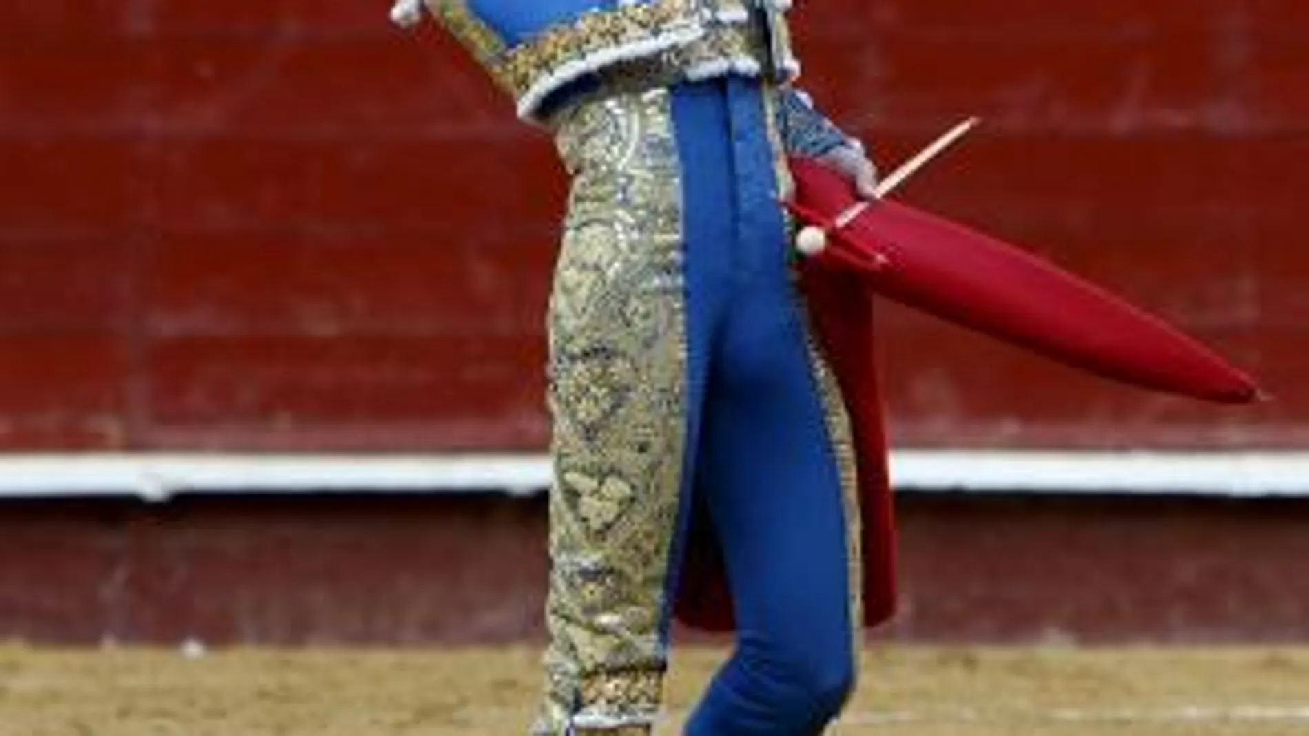 Triunfo rotundo de Castella en el mano a mano con Perera en la plaza de Nimes